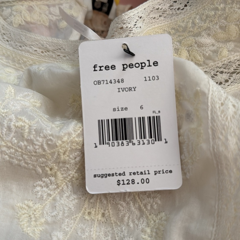 Free People - Picture 6 of 6